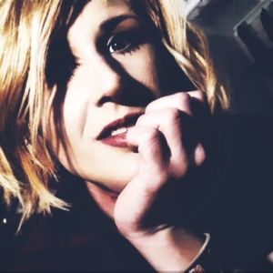 Meet your Posher, Whitney